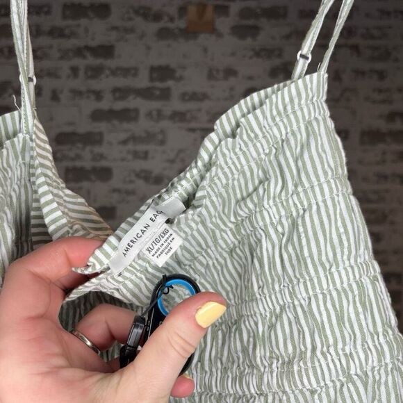 American Eagle | women striped cropped tank top - Picture 2 of 9